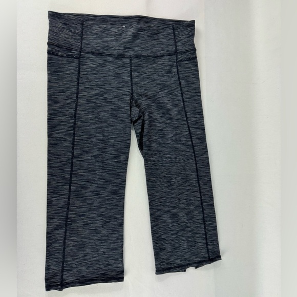 Athleta Energy Power Up Capri Leggings Gray Space Dye XL - Picture 6 of 13